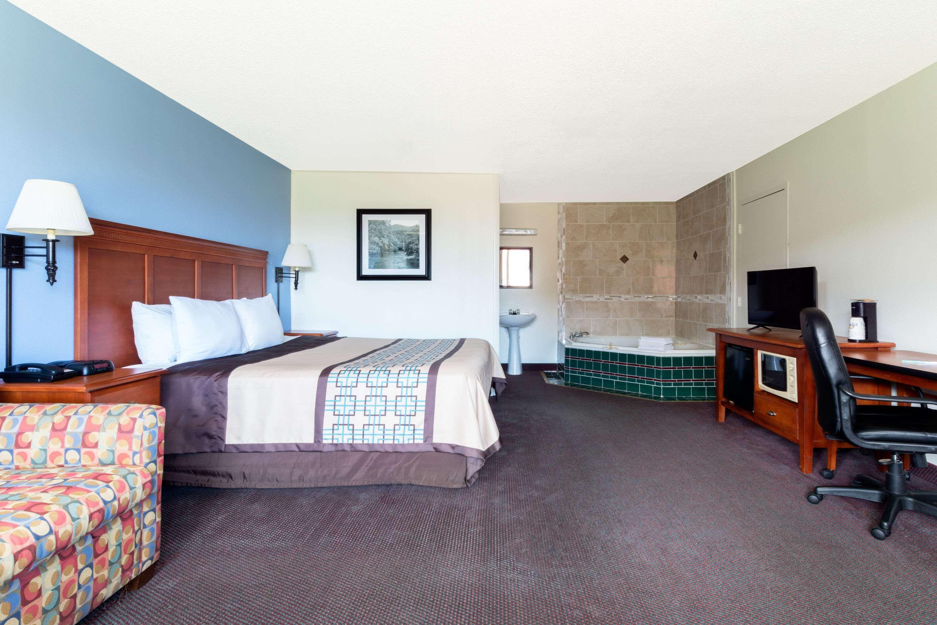 Days Inn By Wyndham Luray Shenandoah Екстер'єр фото