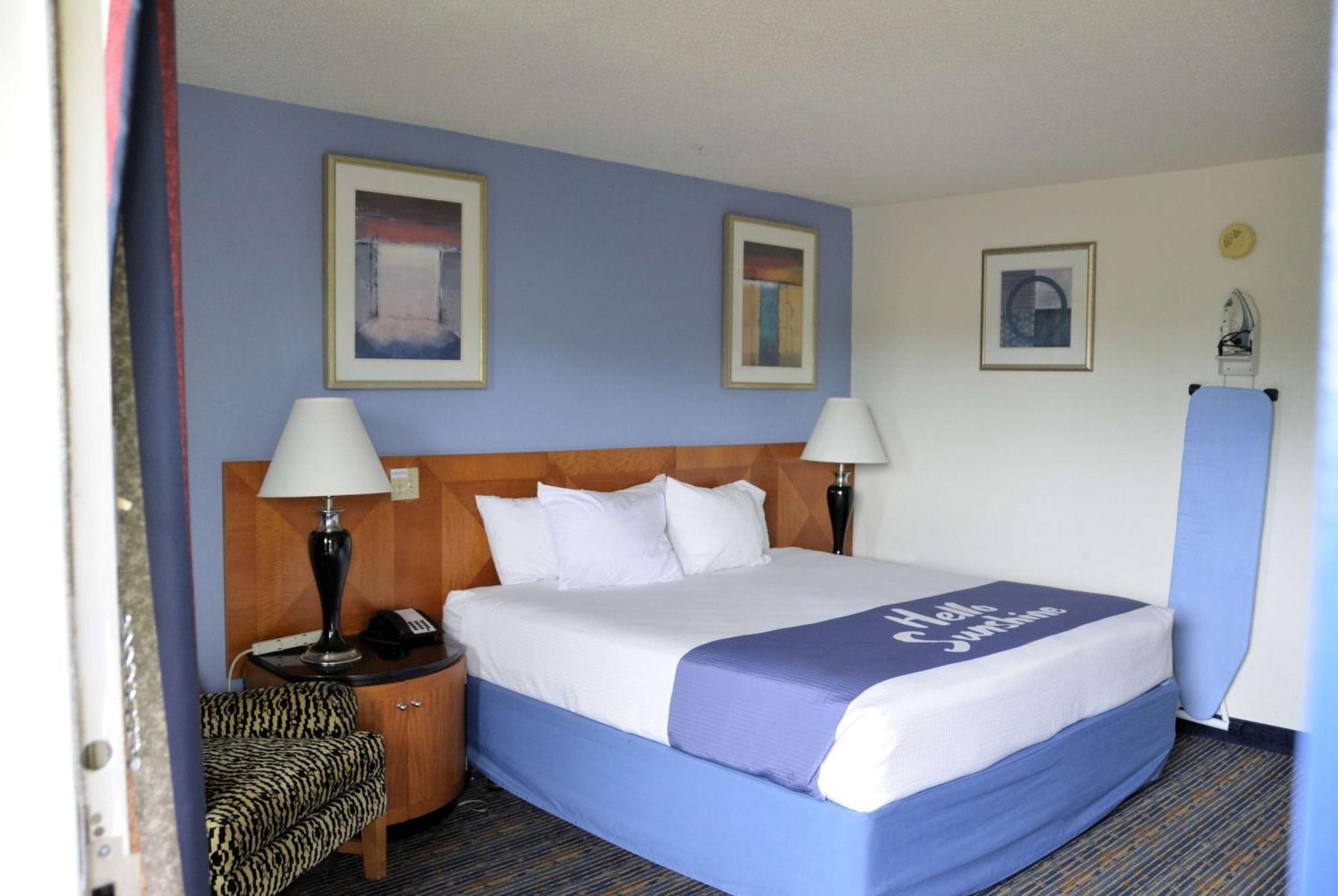 Days Inn By Wyndham Luray Shenandoah Екстер'єр фото