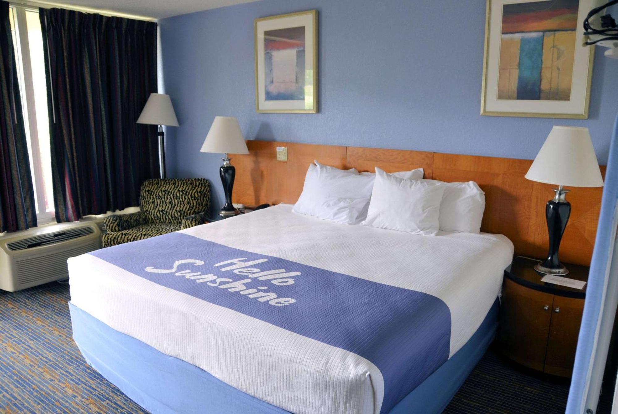 Days Inn By Wyndham Luray Shenandoah Екстер'єр фото