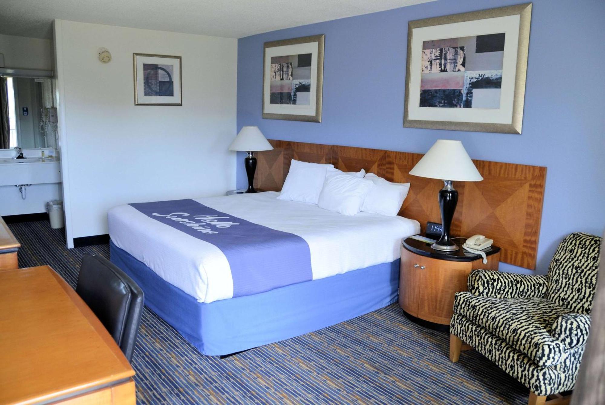 Days Inn By Wyndham Luray Shenandoah Екстер'єр фото