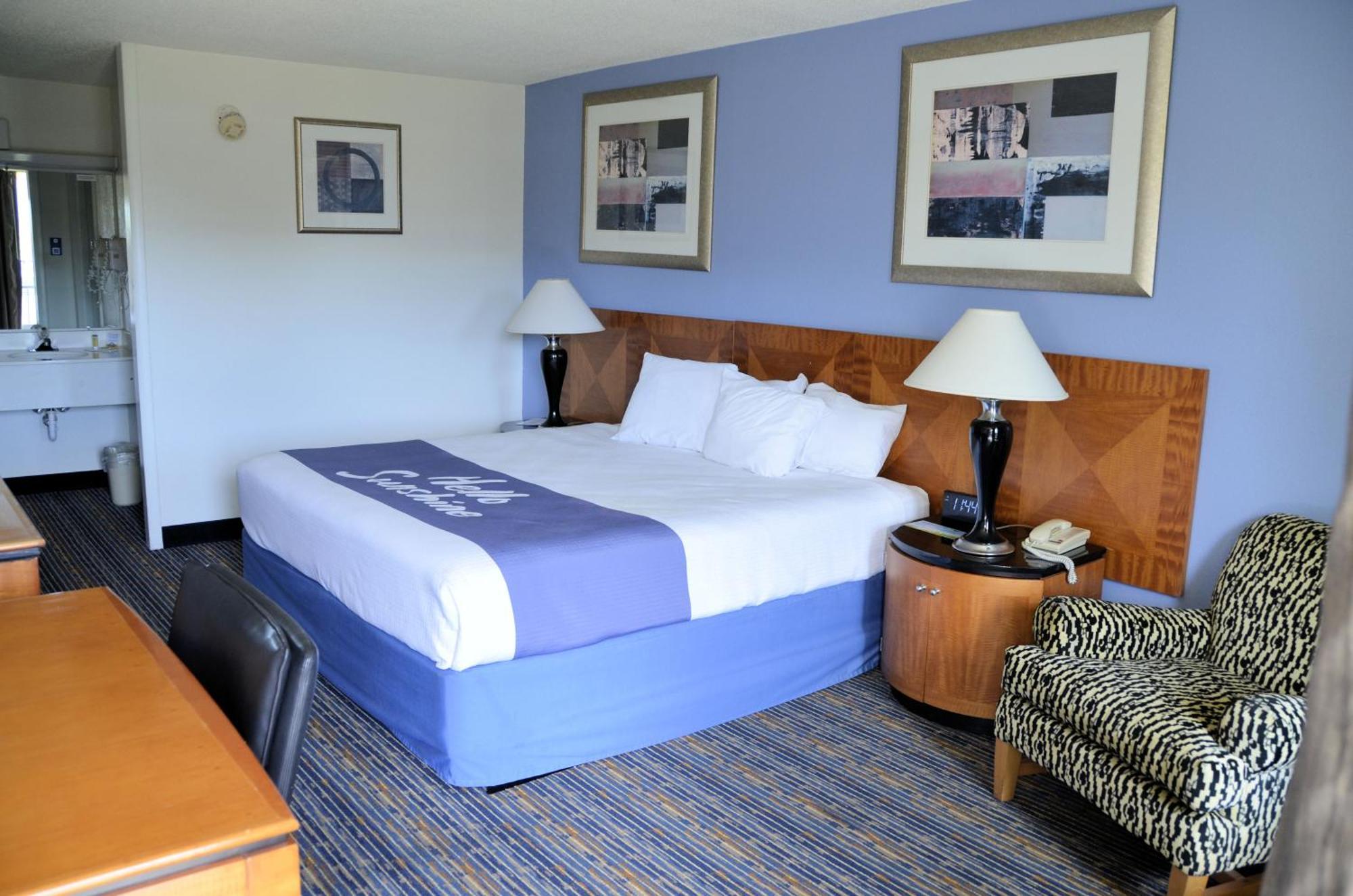 Days Inn By Wyndham Luray Shenandoah Екстер'єр фото