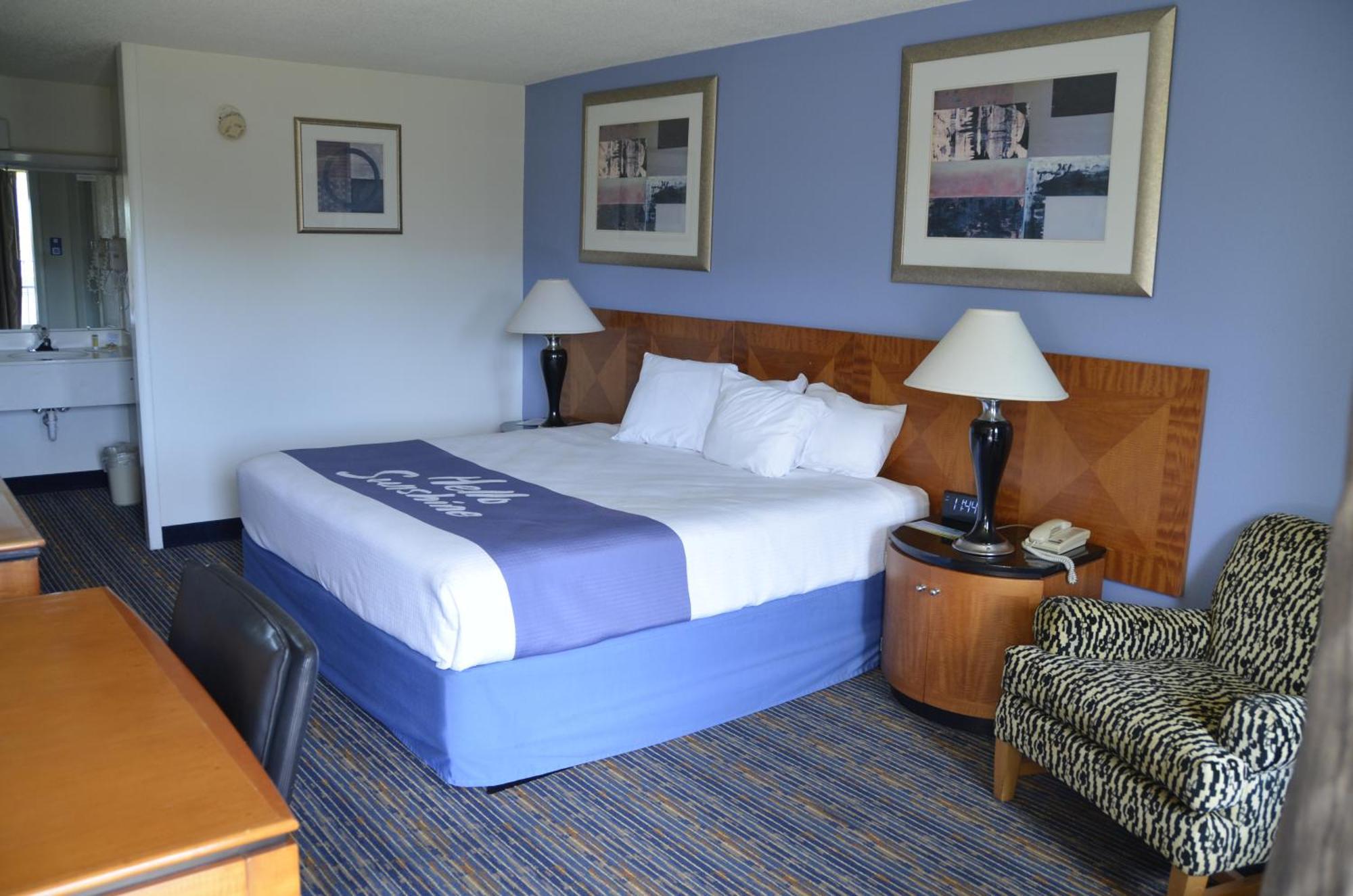 Days Inn By Wyndham Luray Shenandoah Екстер'єр фото